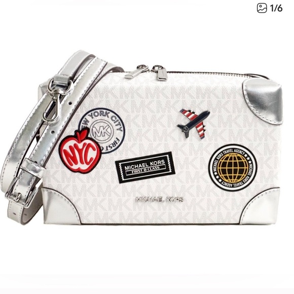 Michael Kors Trunk Travel Clutch/Crossbody NWT - Picture 2 of 6